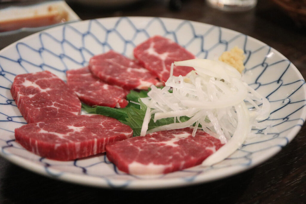 倉敷美観地区『茶房 八重』の肉料理